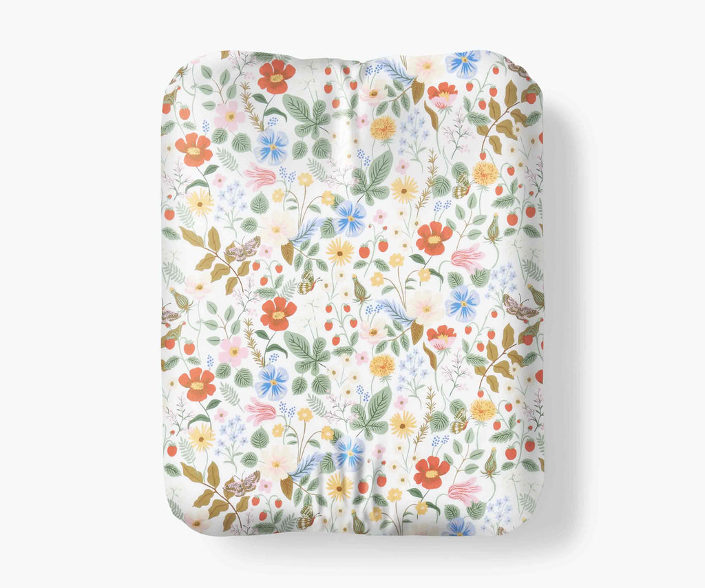 Strawberry Fields Fitted Sheet in White | Rifle Paper Co.