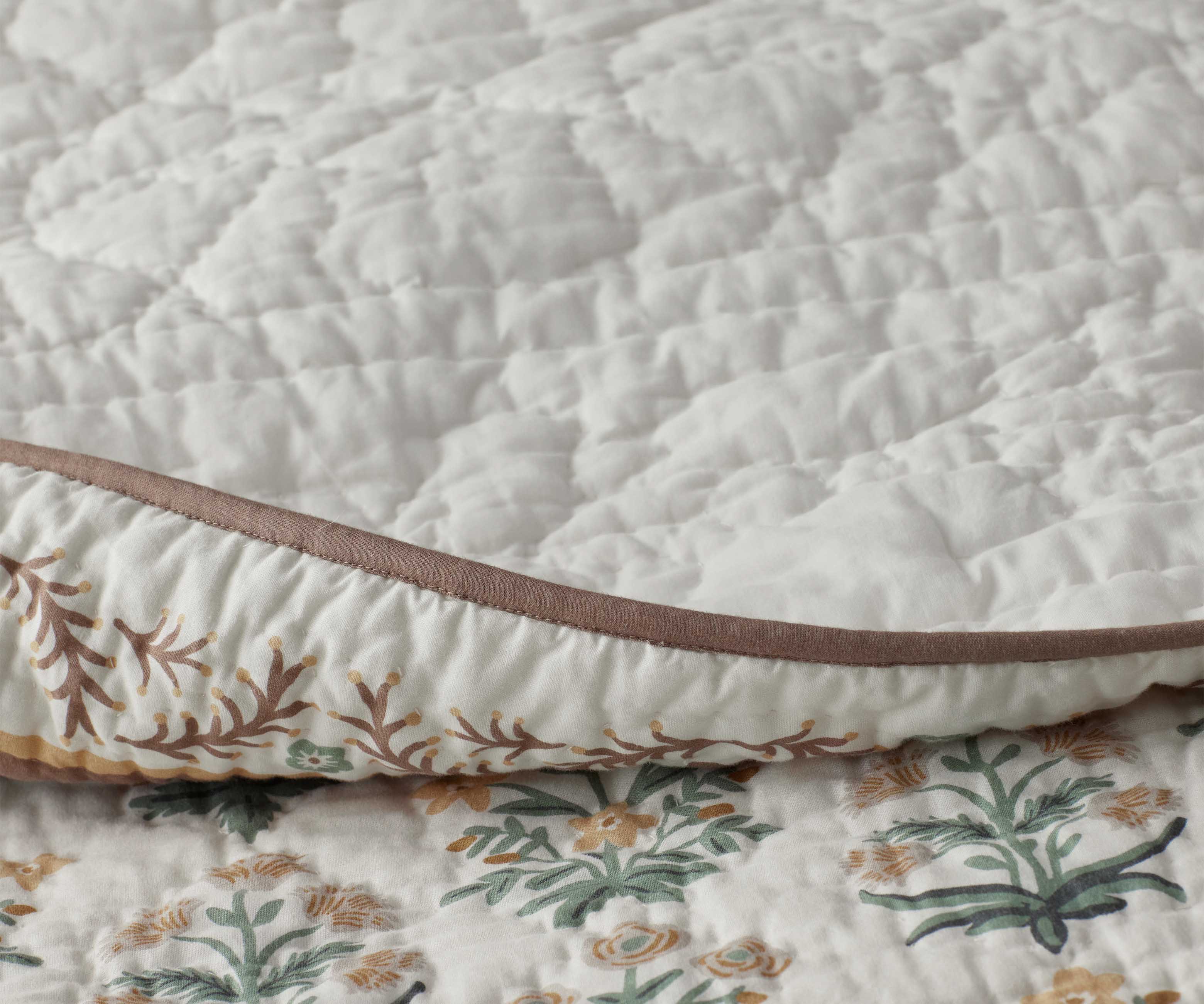 Cotton Quilt - Mughal Rose