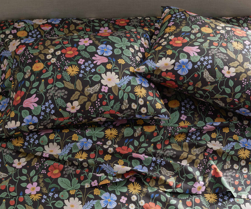 Percale Sheet Set - Strawberry Fields Black – Rifle Paper Co