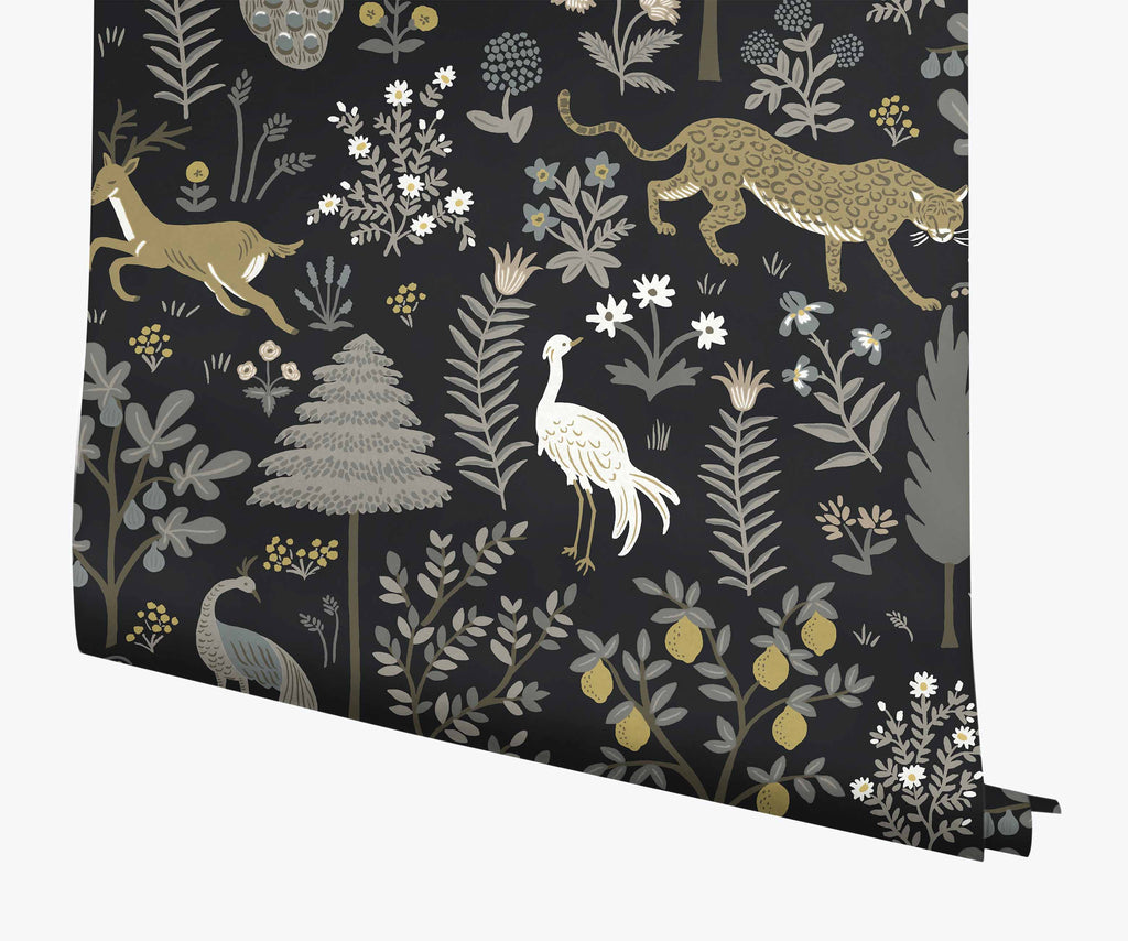 ●BLACK MENAGERIE Menagerie Wallpaper - Black – Rifle Paper Co