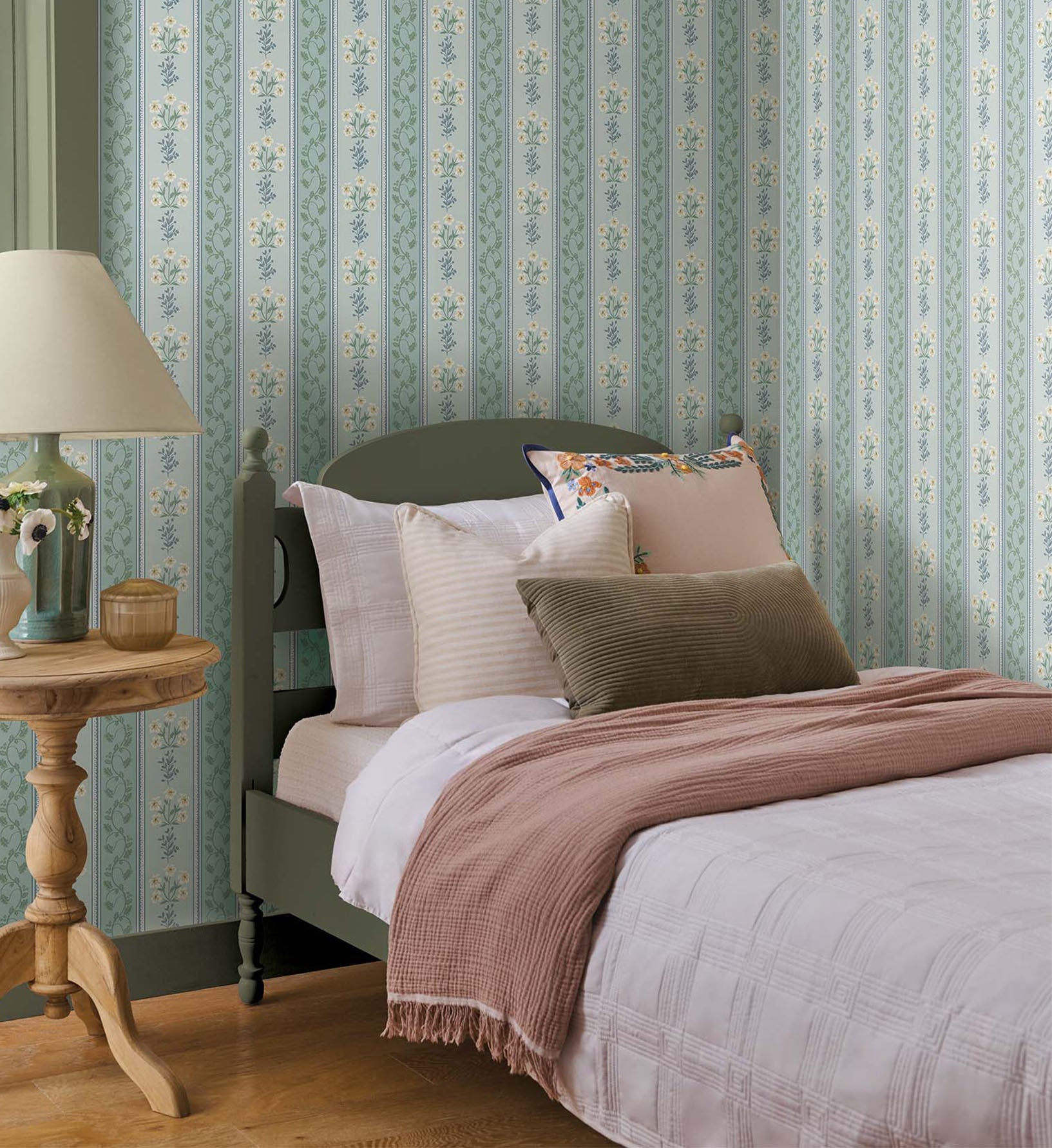 Portico Wallpaper - Blue