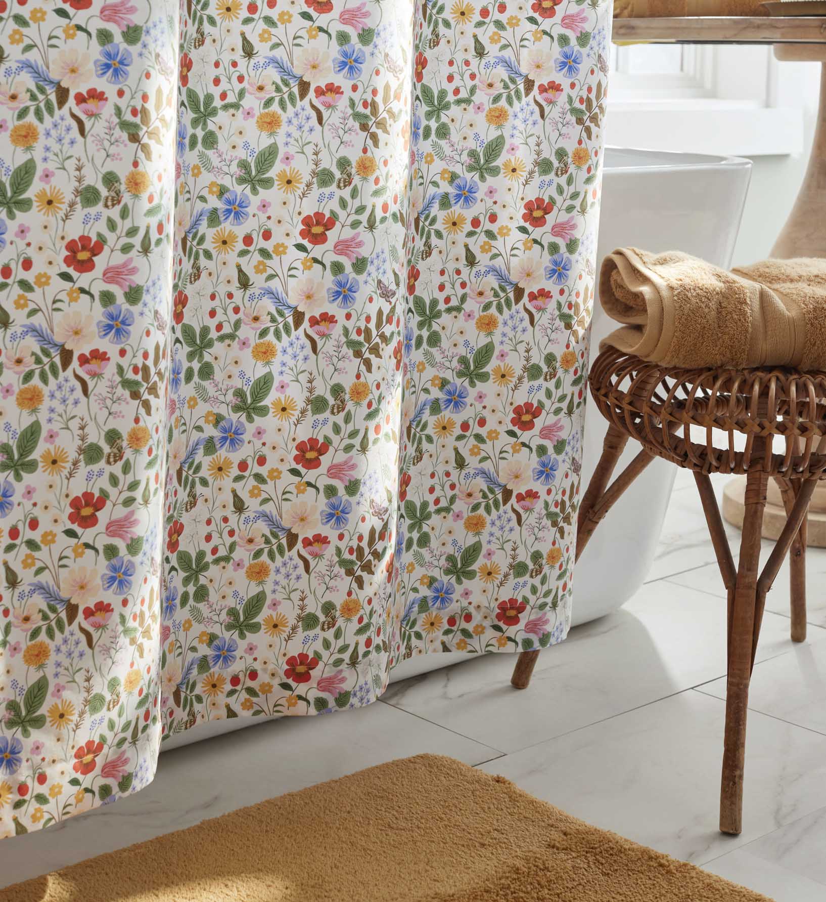 Percale Shower Curtain - Strawberry Fields White