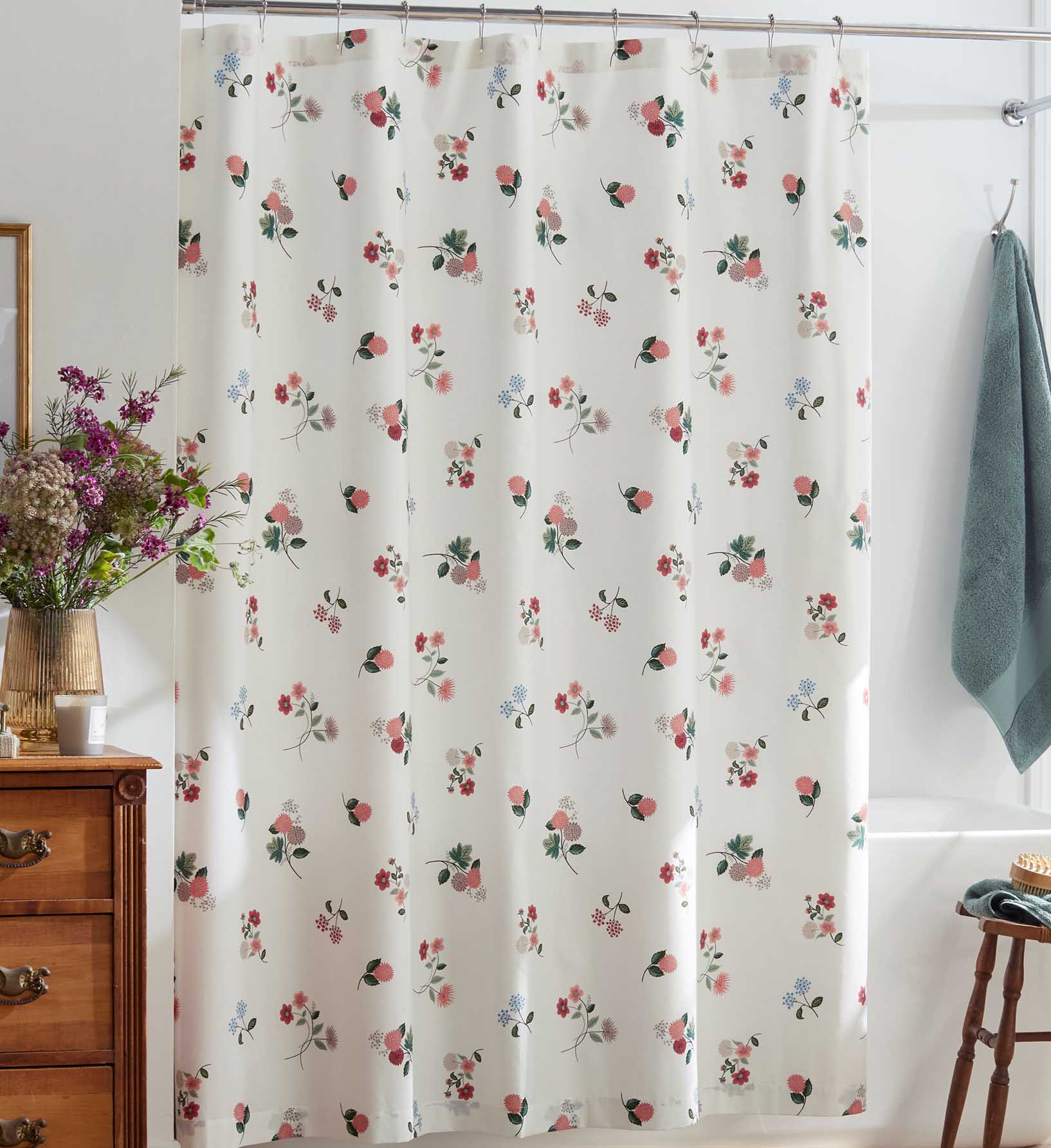 Percale Shower Curtain - Ditsy Dahlia Ivory
