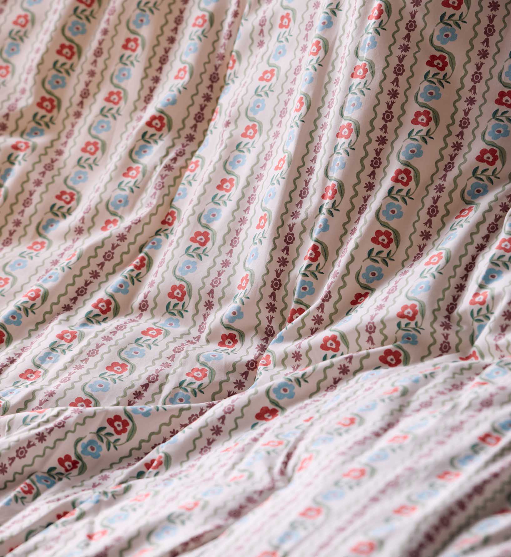 Percale Comforter - Delphine