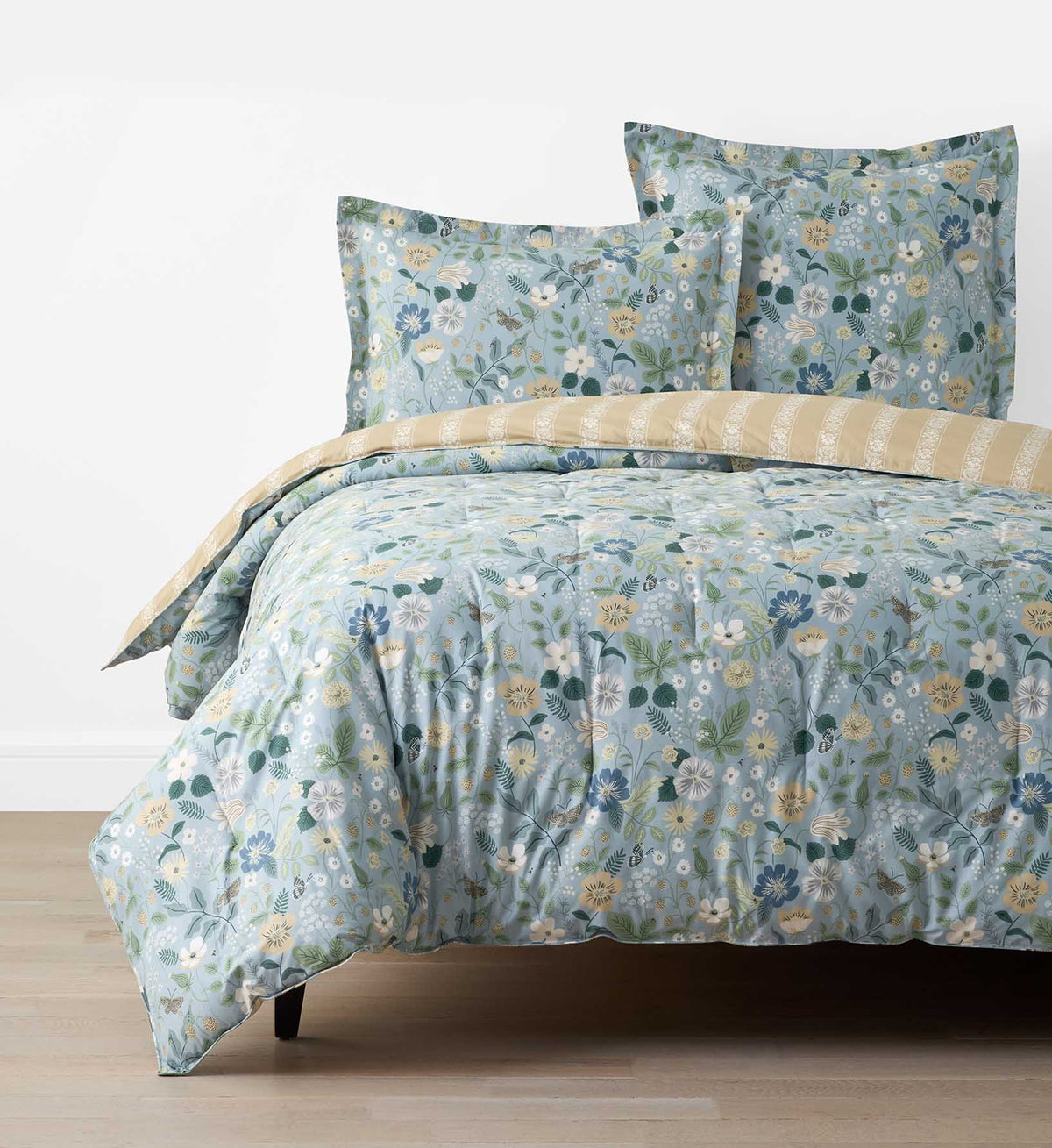 Strawberry Fields Slate Percale Comforter | Rifle Paper Co.