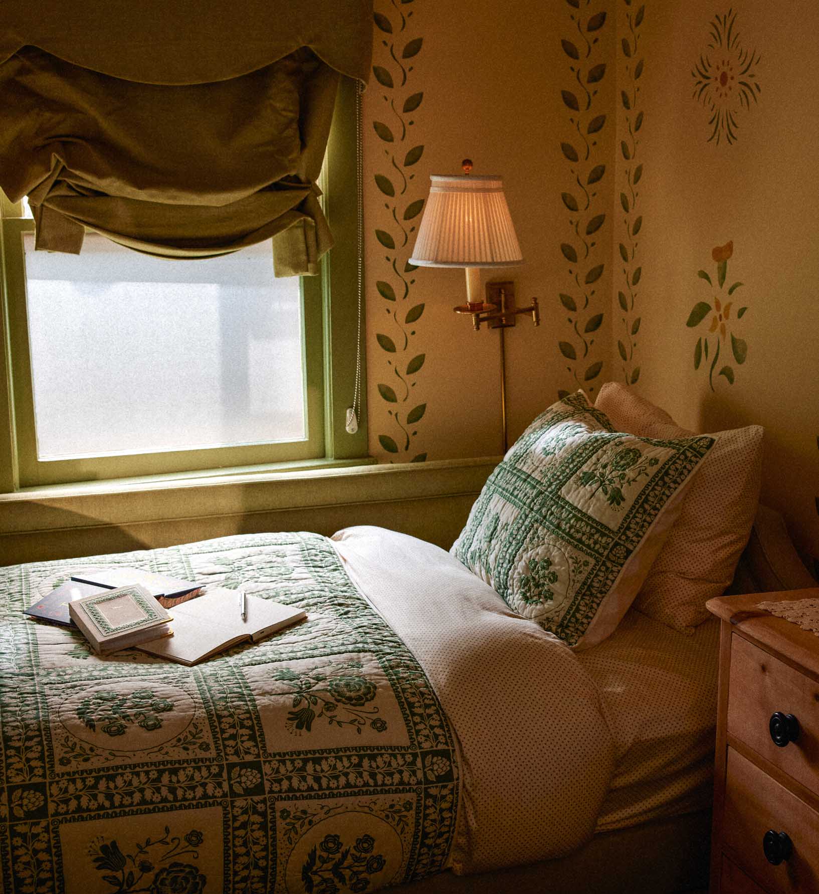 Cotton Quilted Sham - Artichoke Garden