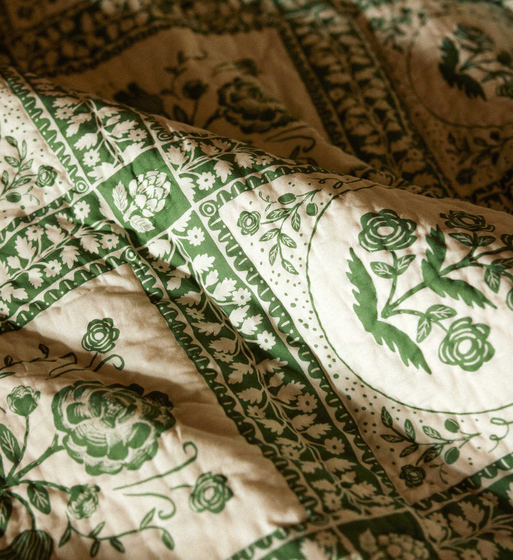 Cotton Quilt - Artichoke Garden