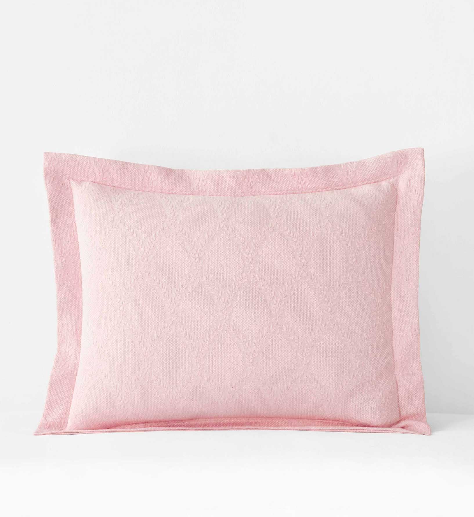 Matelassé Coverlet Sham - Laurel Soft Pink