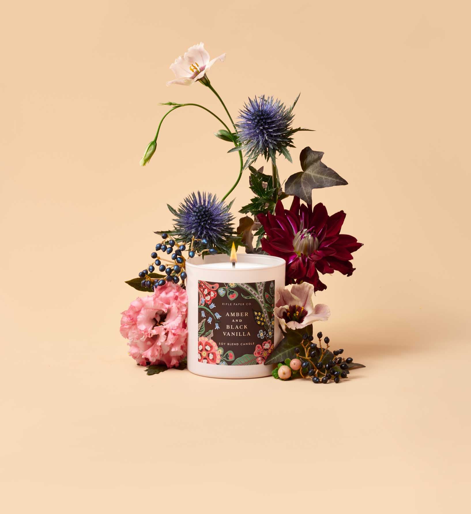 9.5 oz Candle - Amber and Black Vanilla