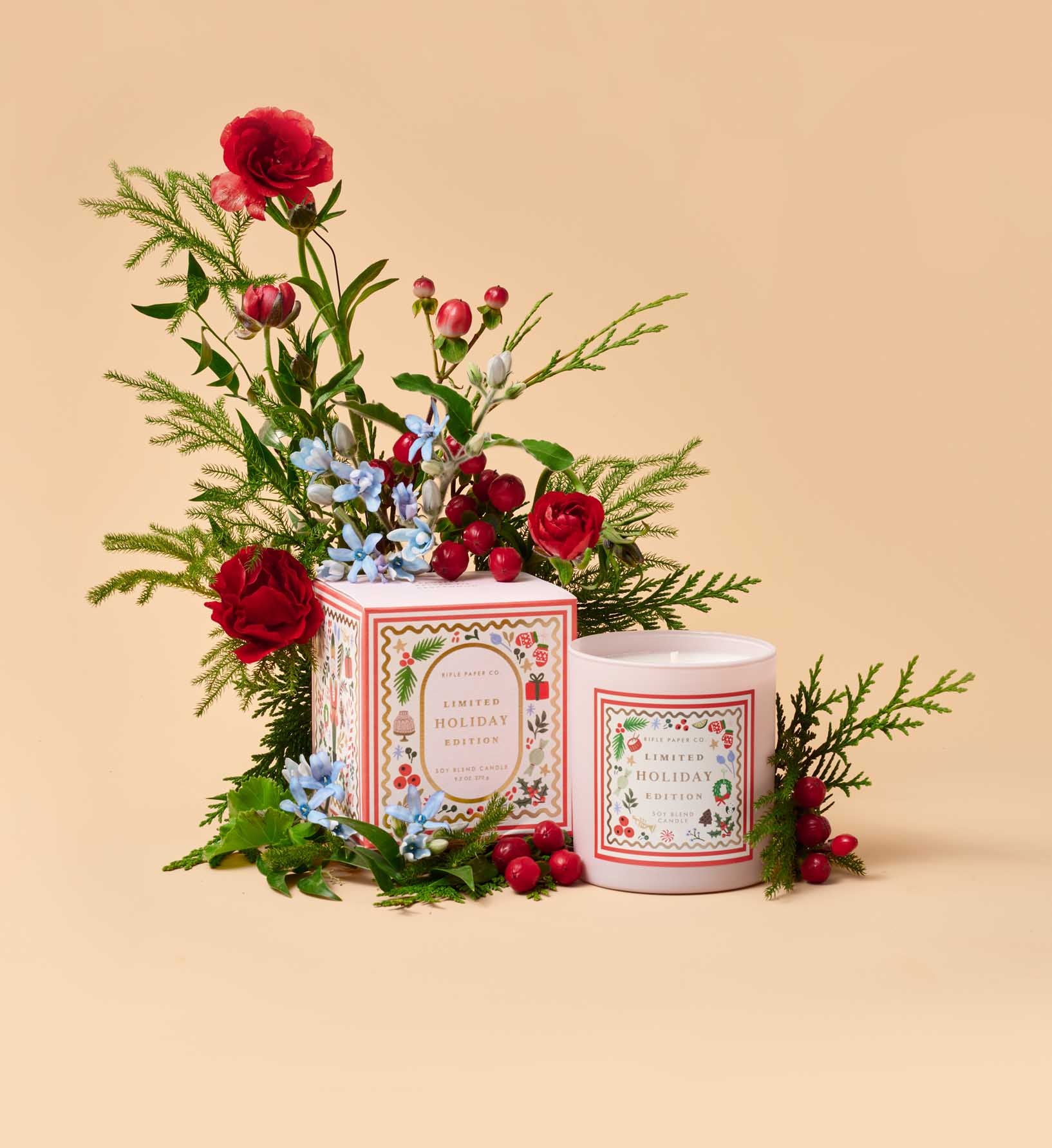 9.5 oz Candle - Holly Jolly Nutcracker