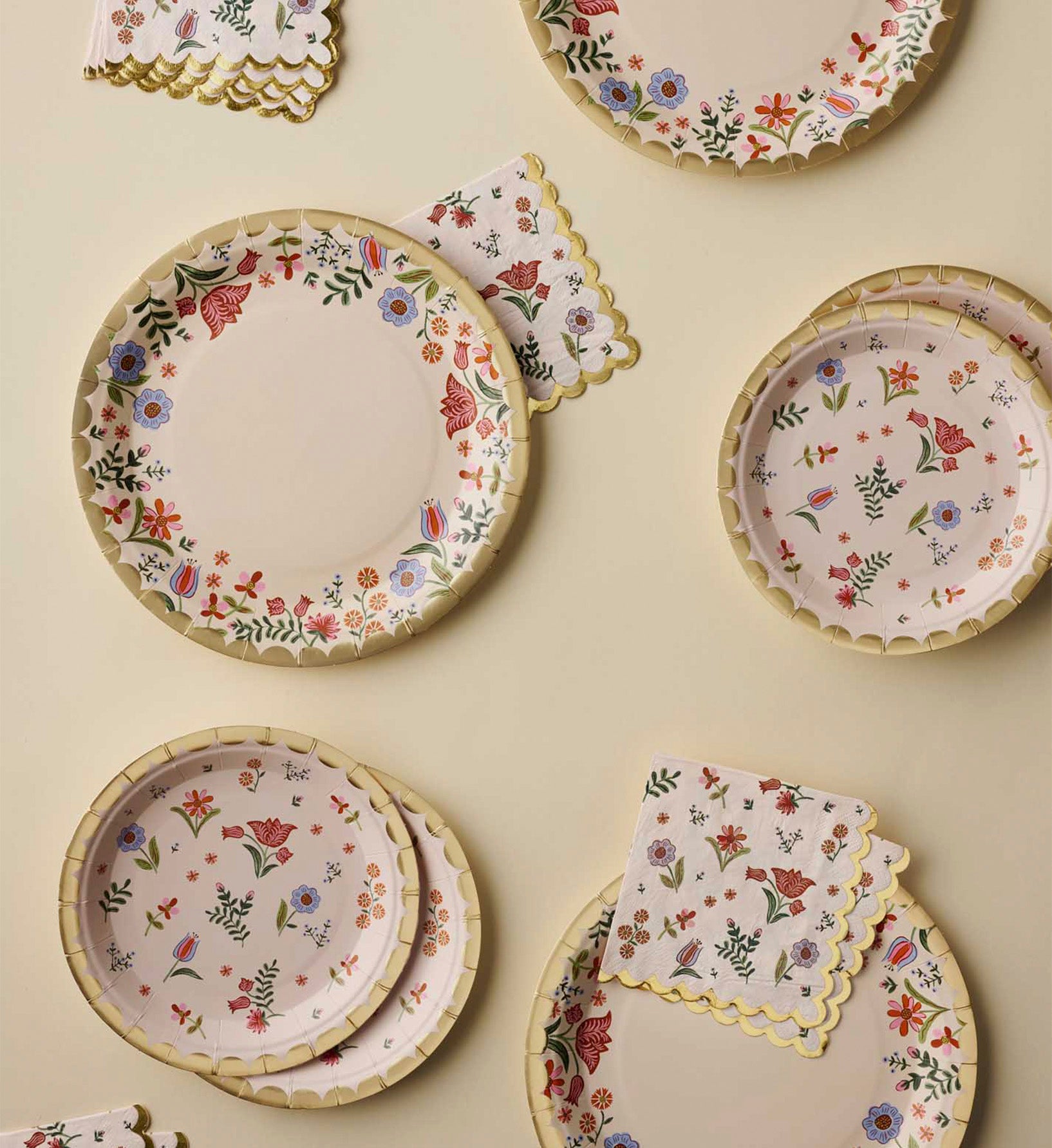 Large Plates - Liesel