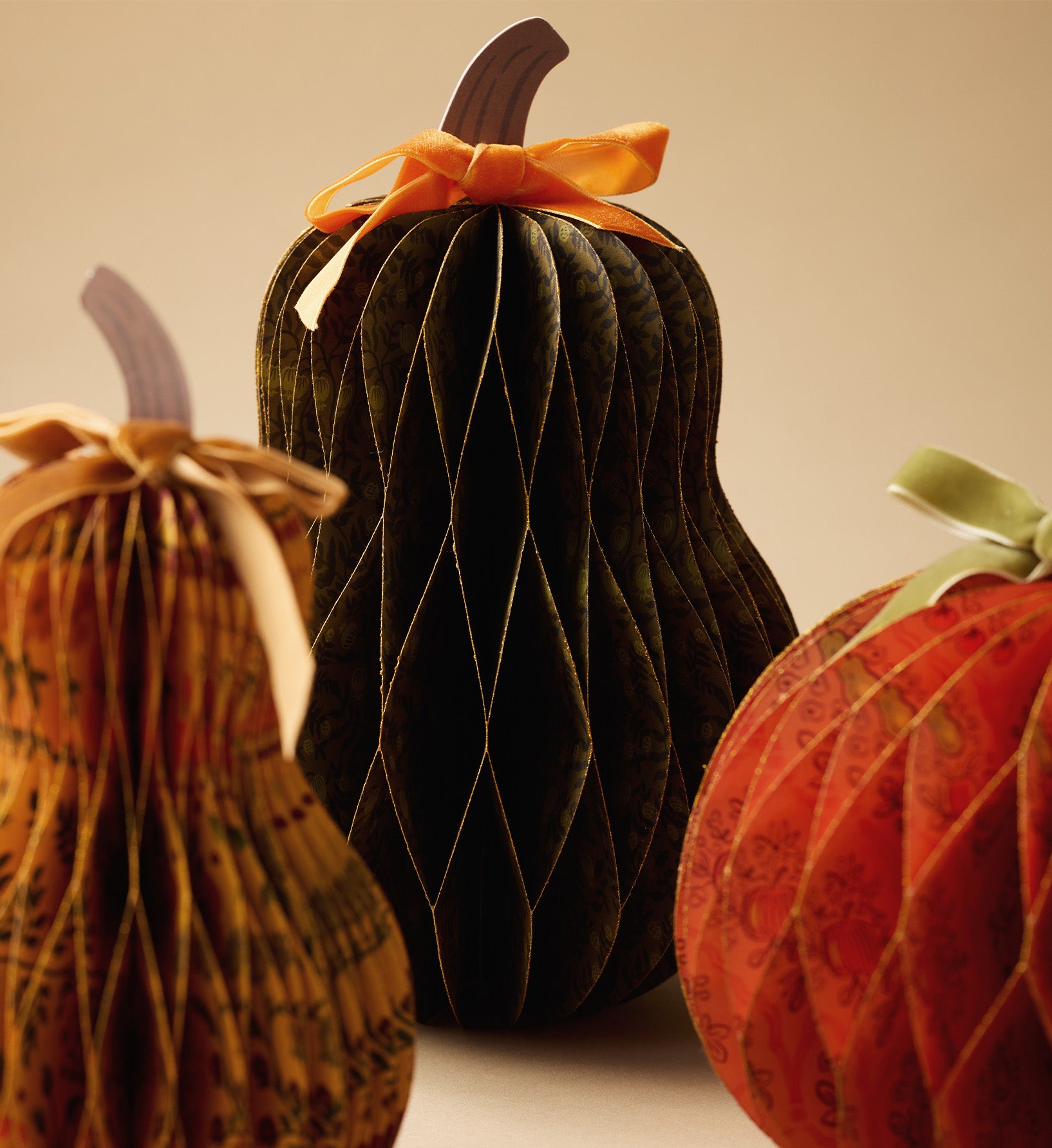 Honeycomb Decor Set - Harvest Gourd
