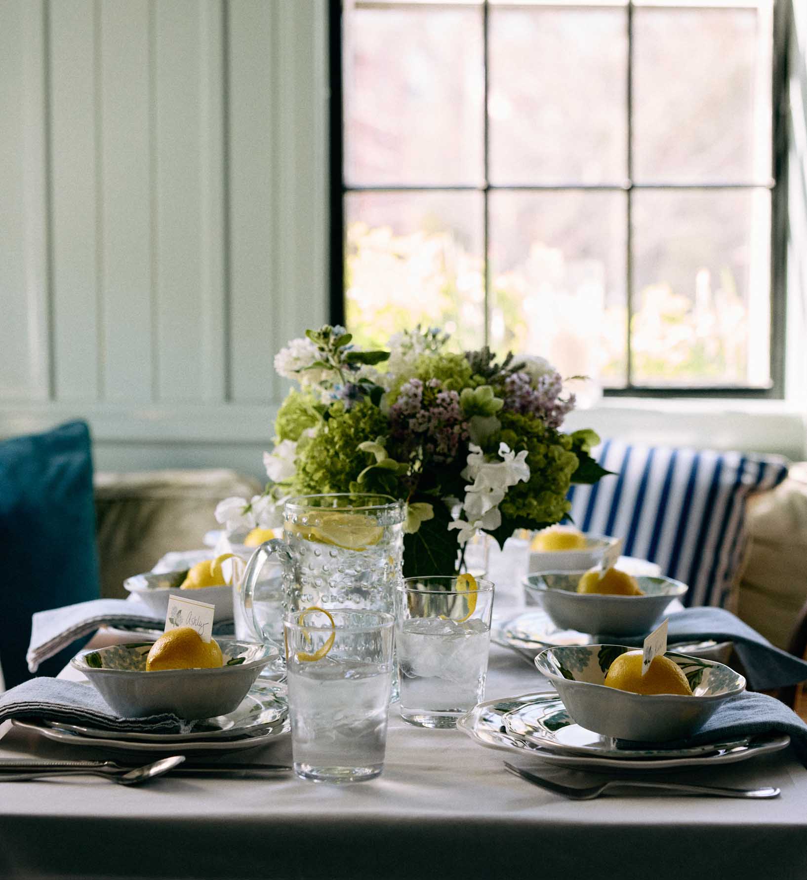 Melamine Assorted Dessert Plates - Hydrangea