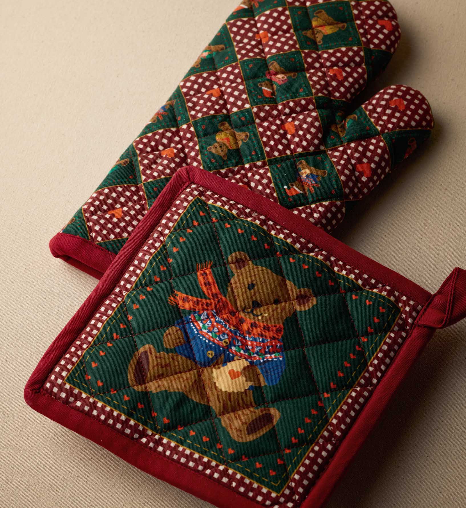 Oven Mitt - Beary Christmas