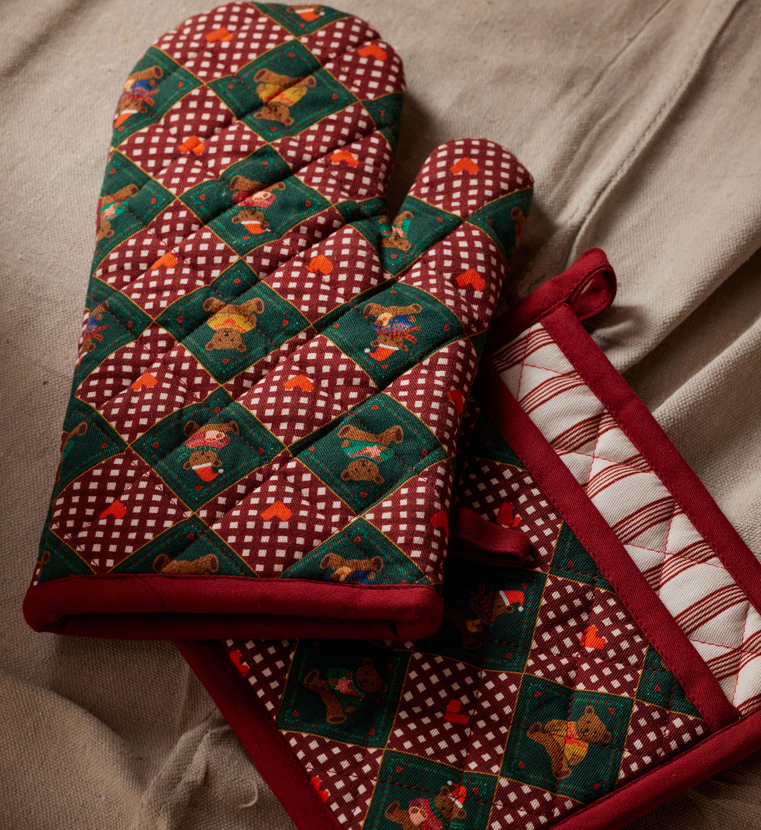 Oven Mitt - Beary Christmas