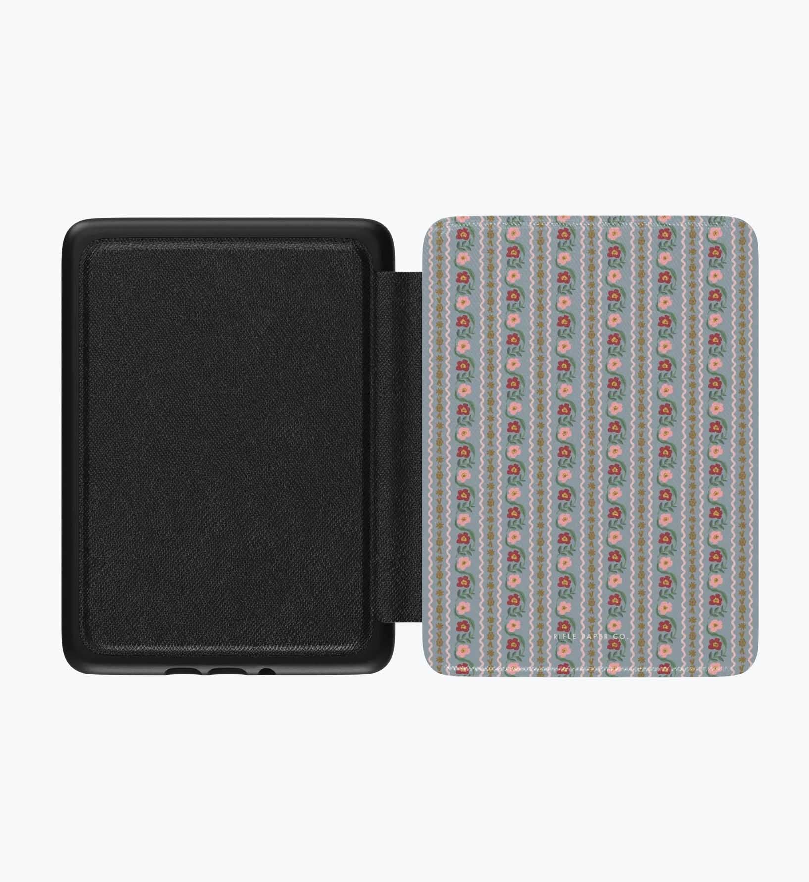 Kindle Paperwhite Case - Delphine