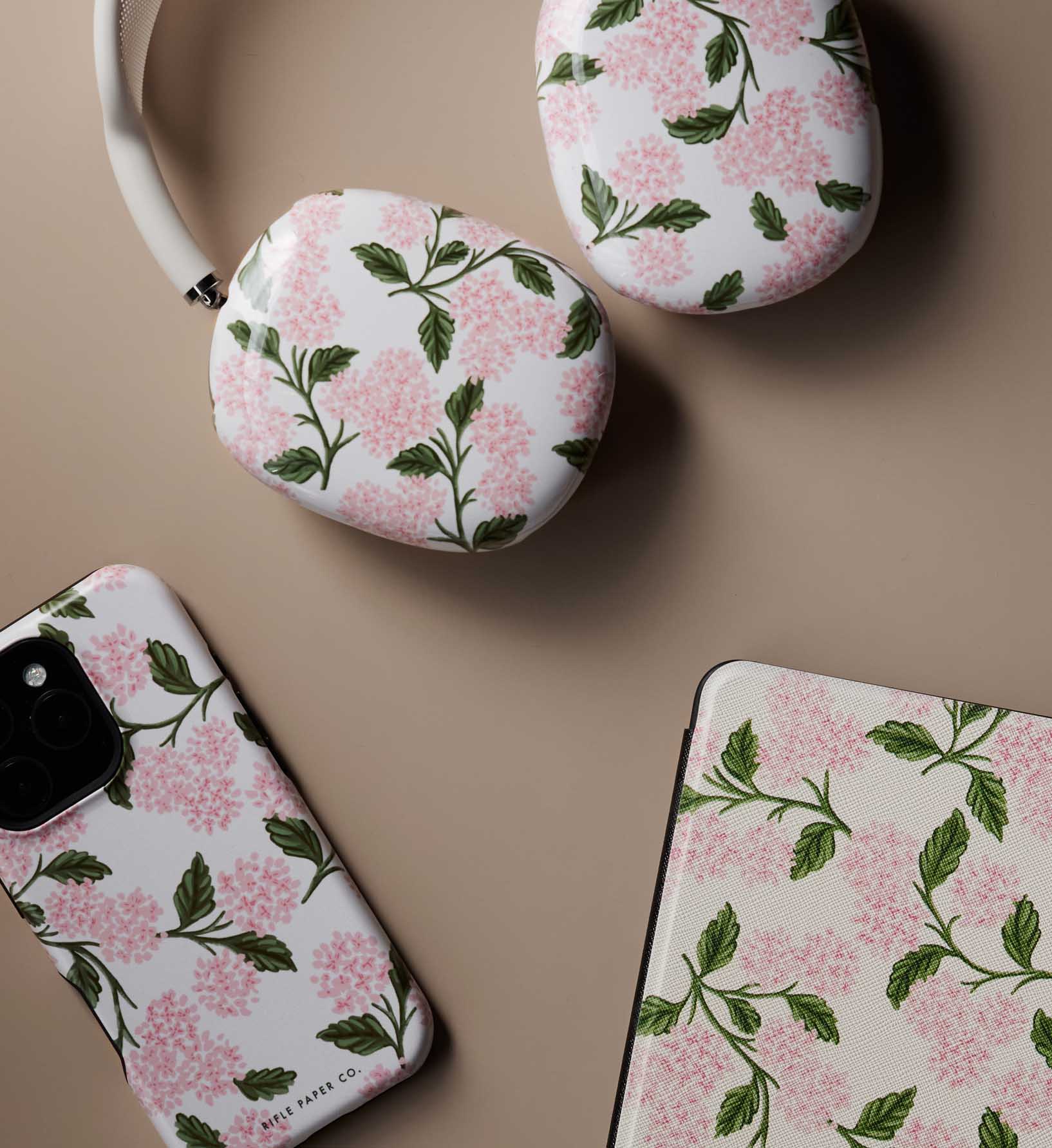 AirPods Max Case - Pink Hydrangea