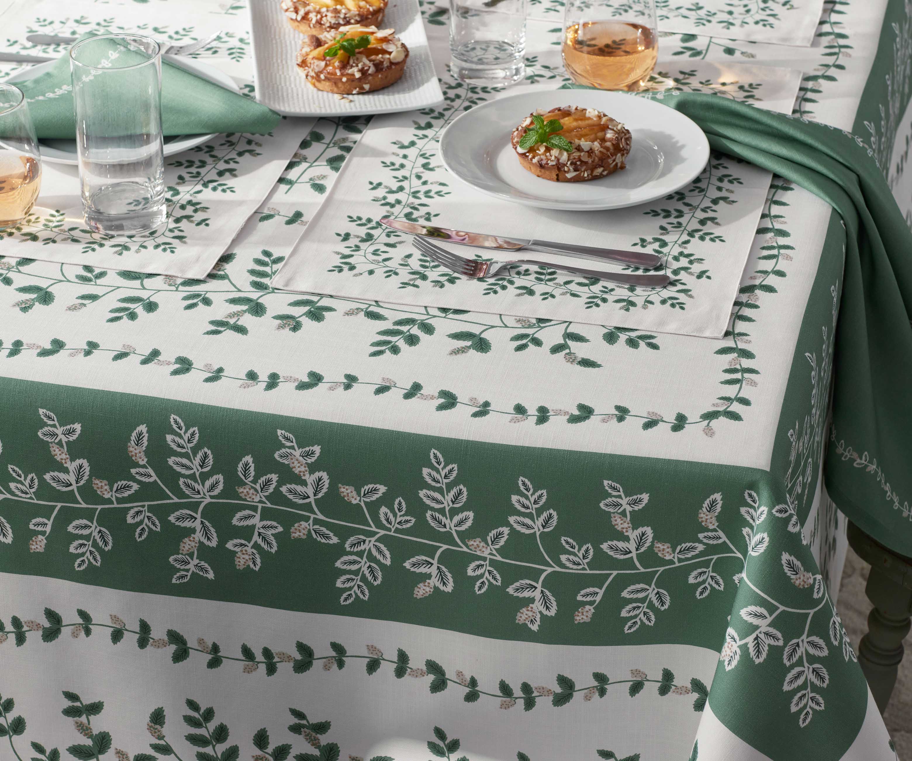 Cotton Tablecloth - Climbing Vines
