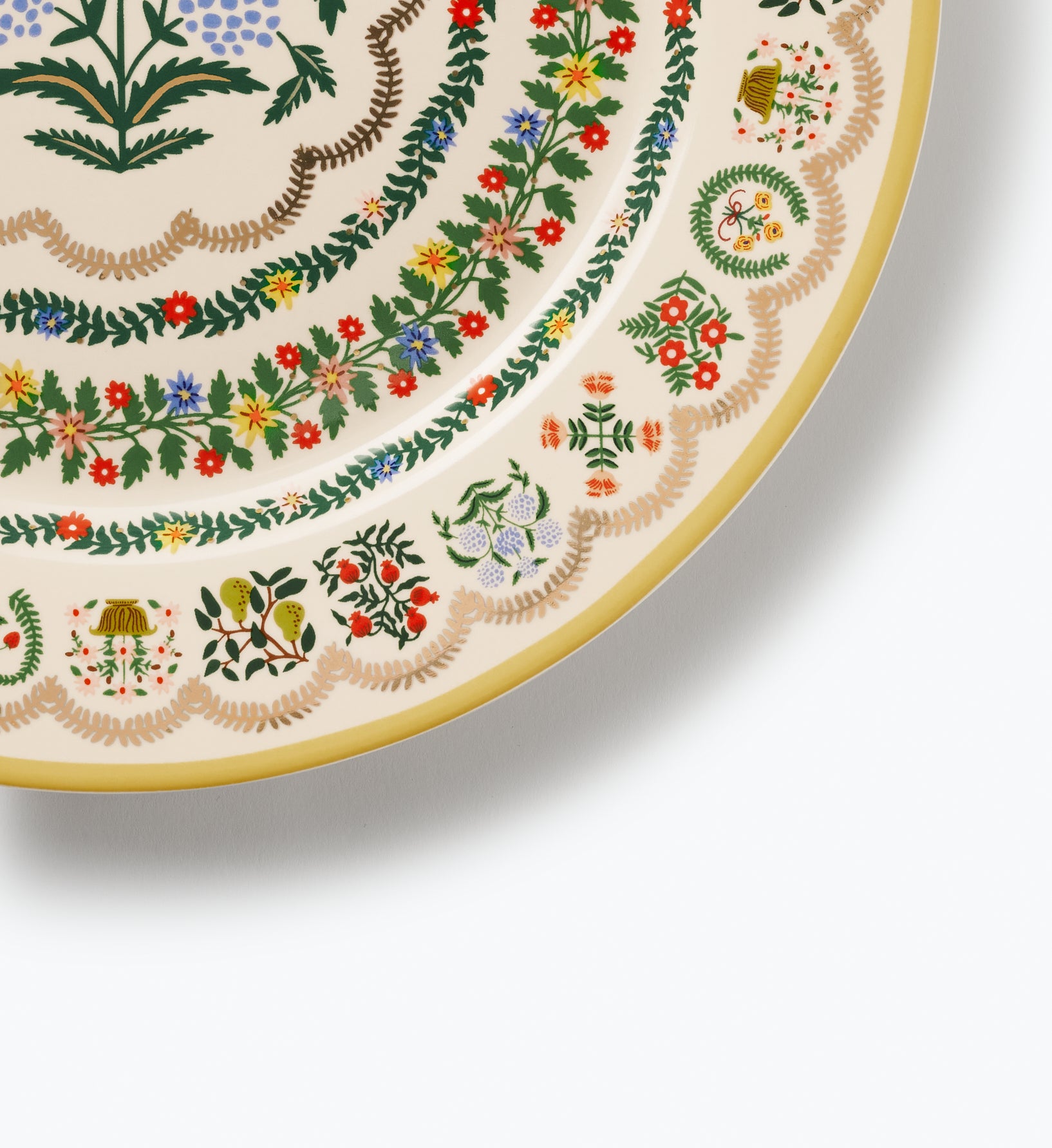 Porcelain Dinner Plate Set - Rosette