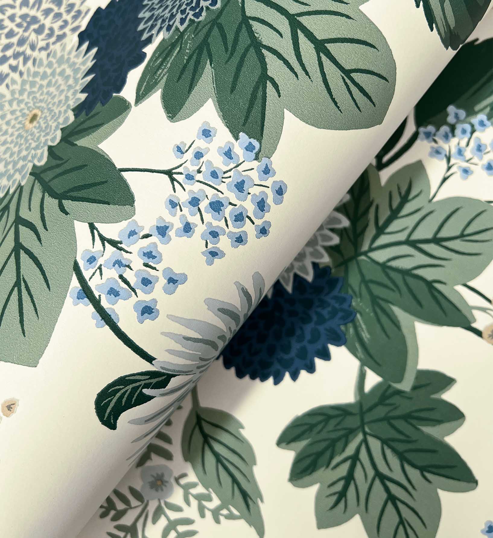 Dahlia Wallpaper - Linen & Blue