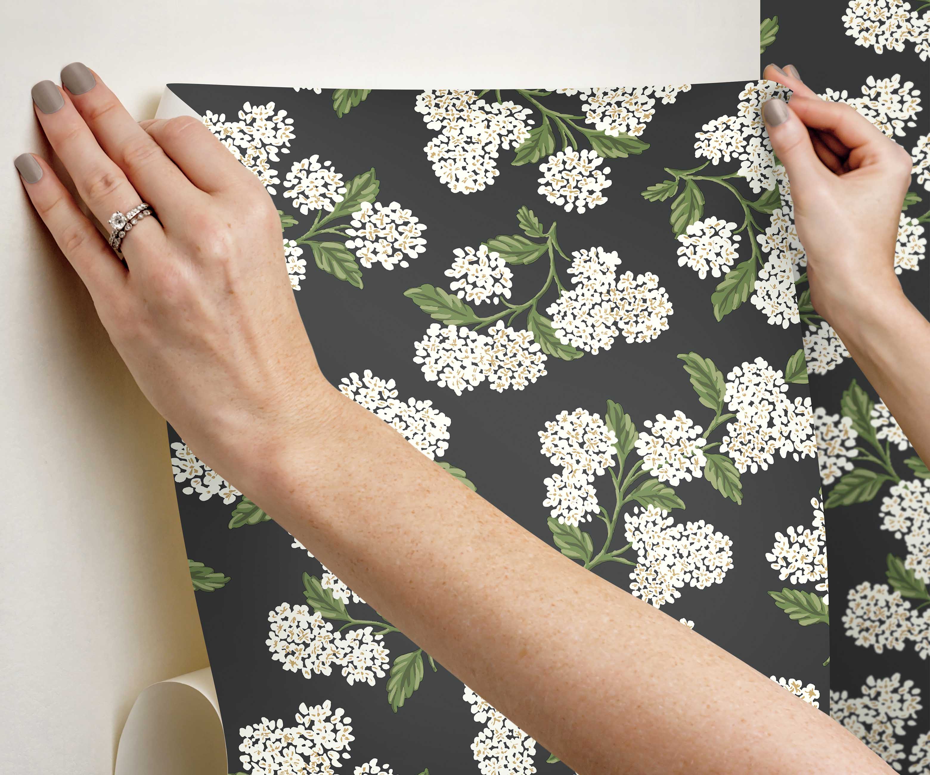 Hydrangea Peel & Stick Wallpaper - Black & White