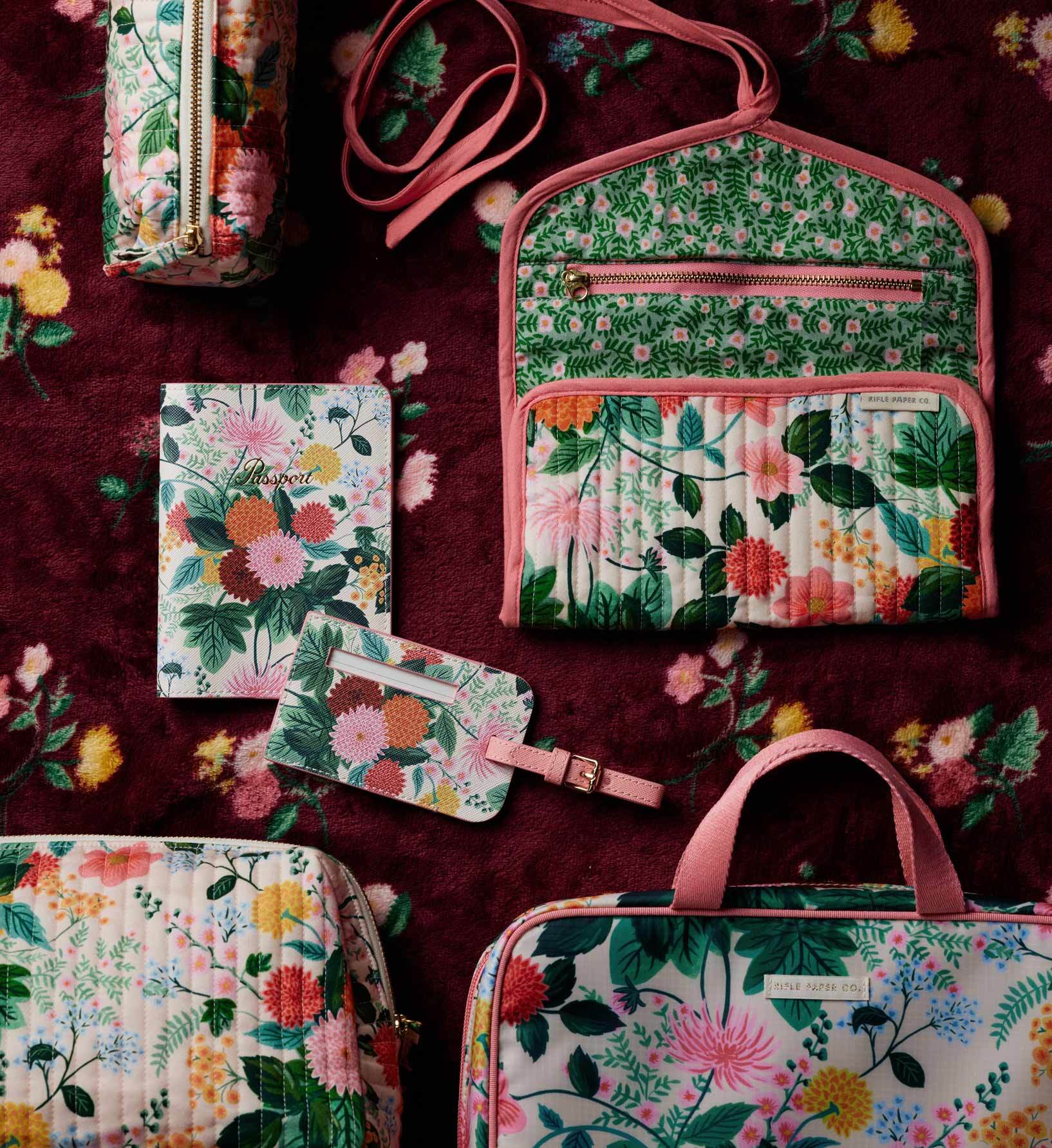 Passport Holder - Dahlia