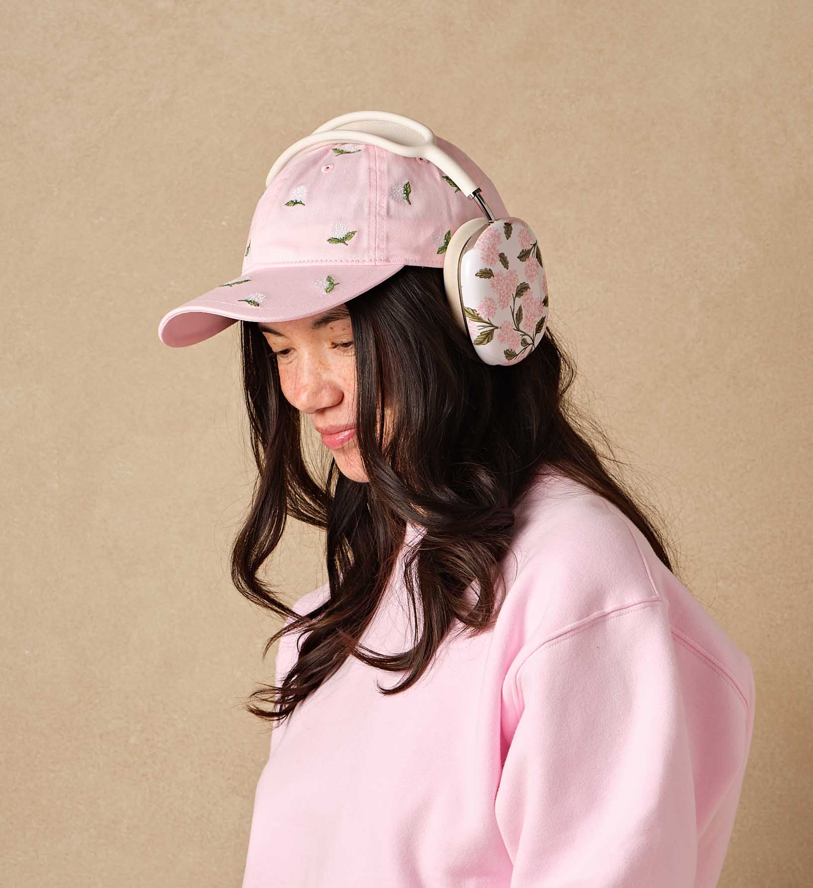 AirPods Max Case - Pink Hydrangea