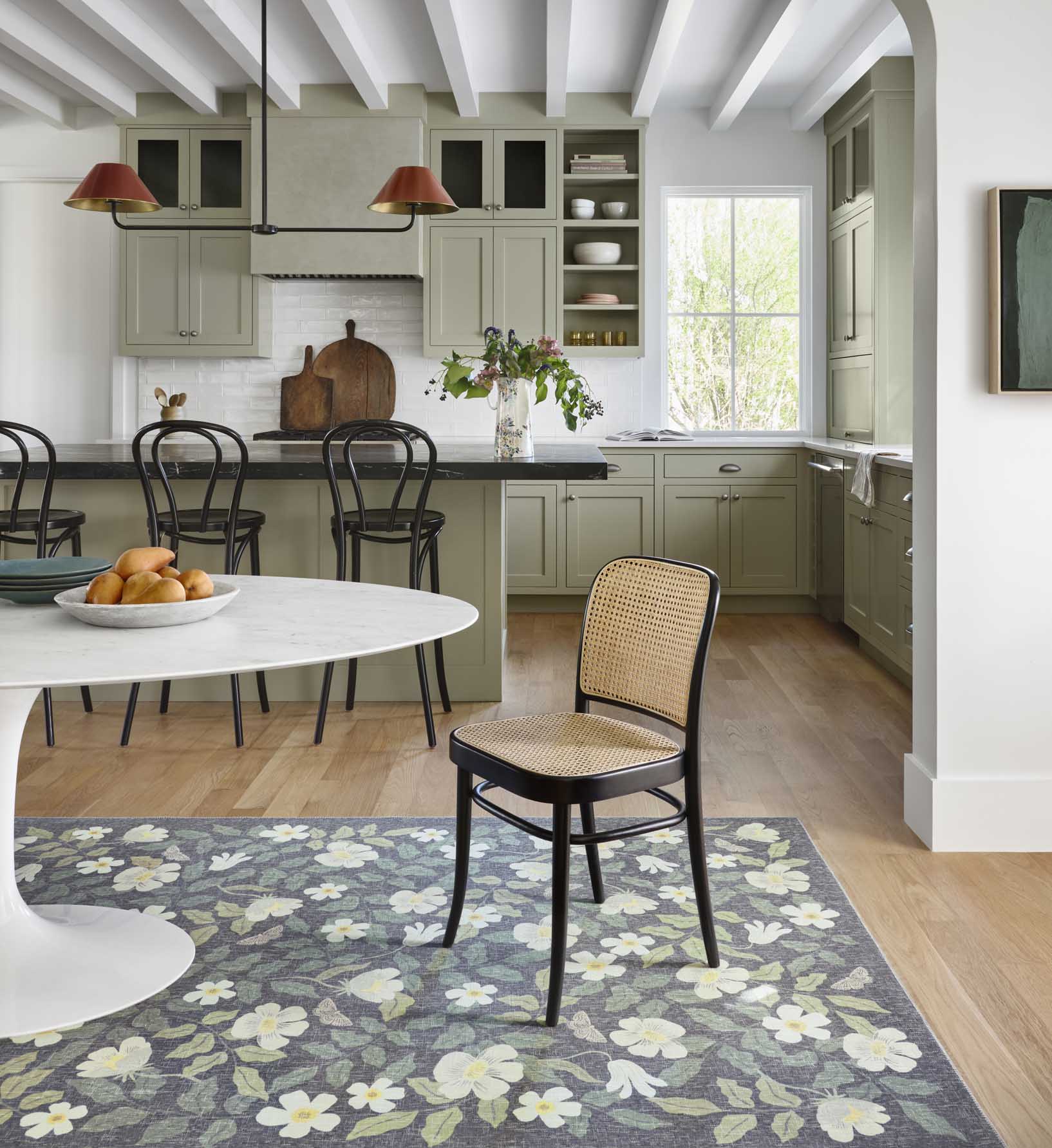 Cotswolds Primrose Power Loomed Rug - Charcoal