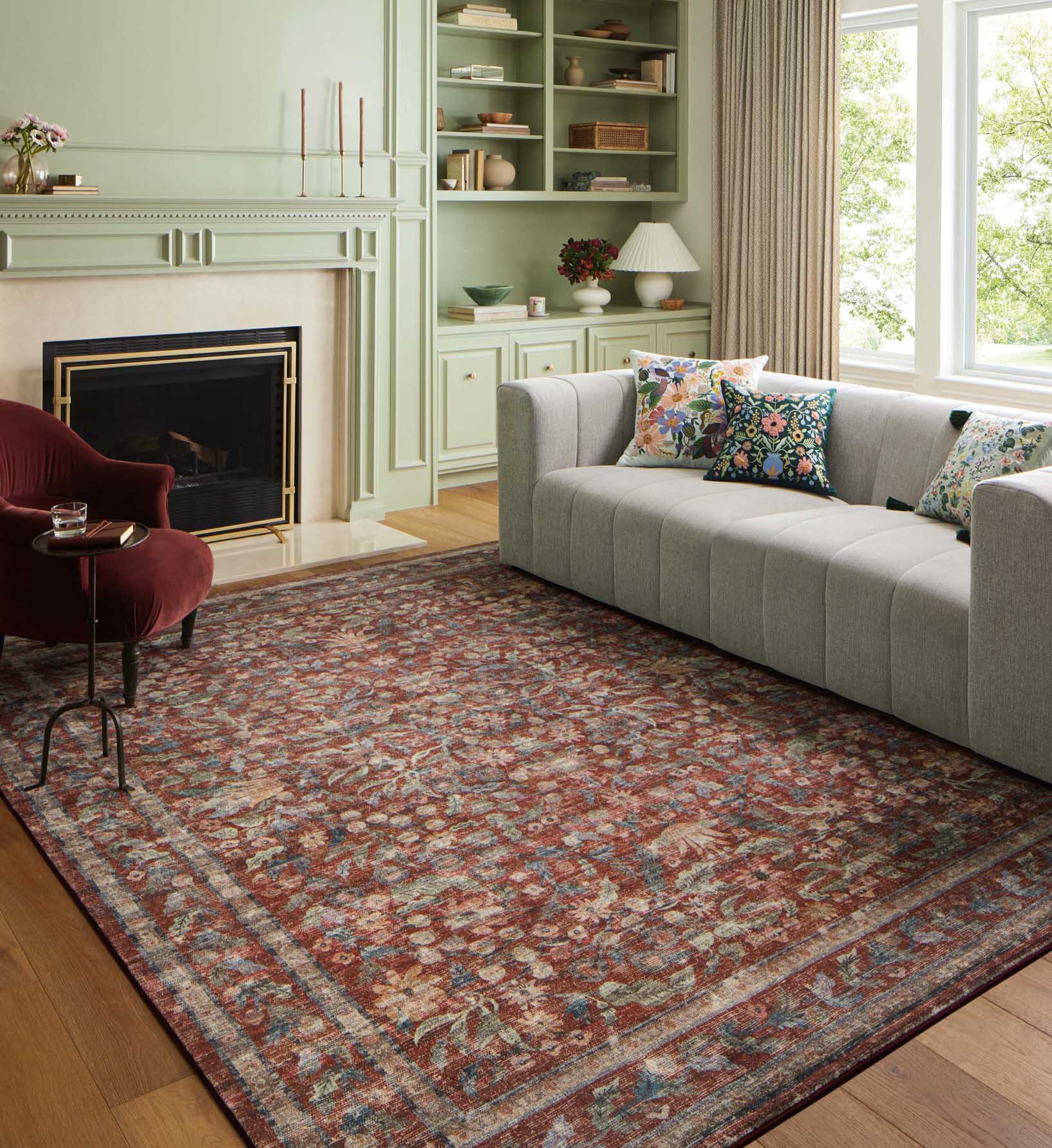 Courtyard Eve Printed Rug - Crimson