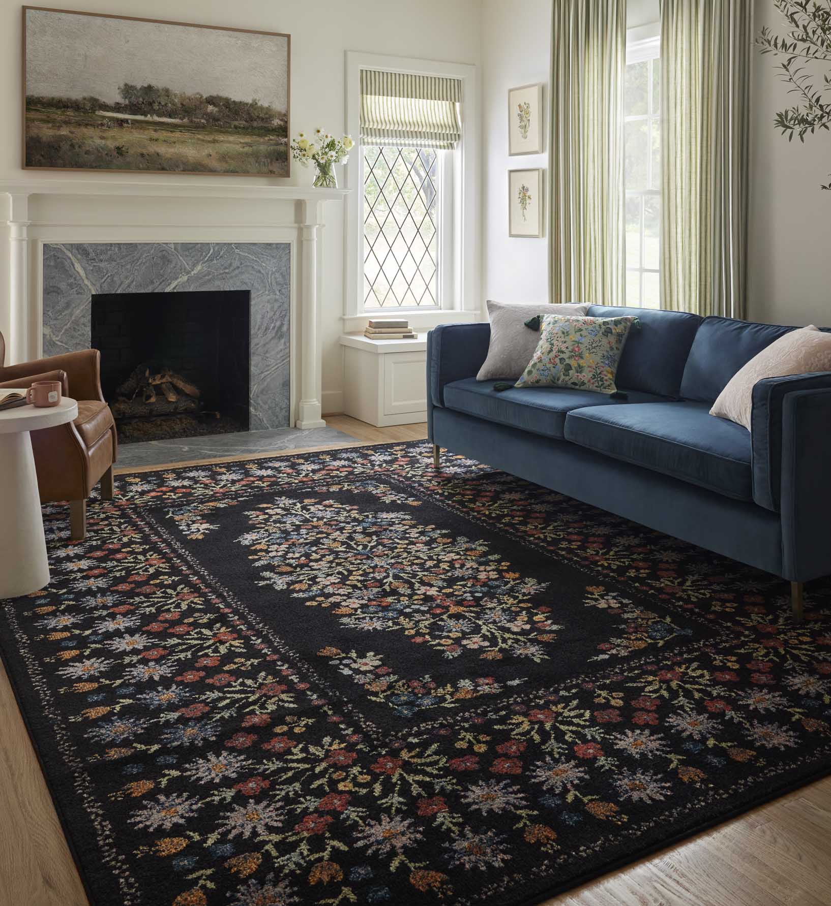 Laurel Eleanor Power Loomed Rug - Black